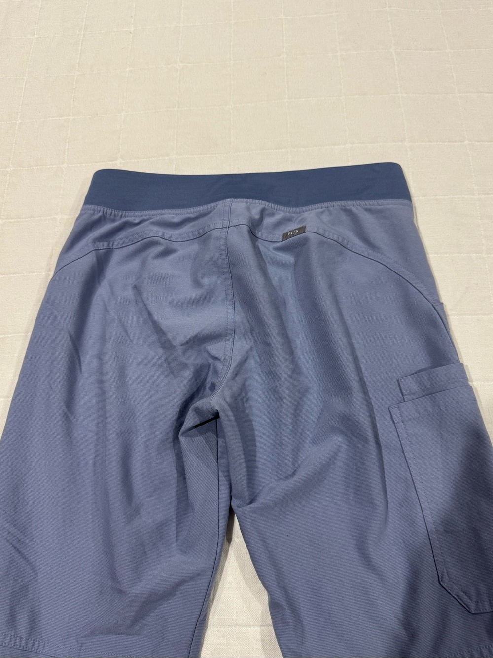 Figs Scrubs Set - Picture 8 of 12